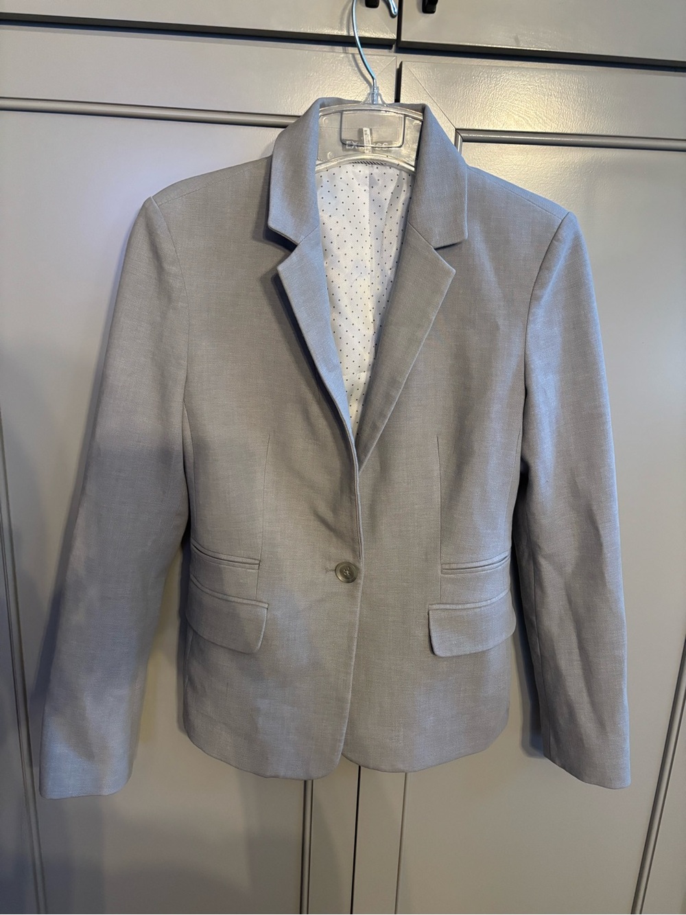 Express Classic Women's Light Gray Single-Button Blazer Sz 2
